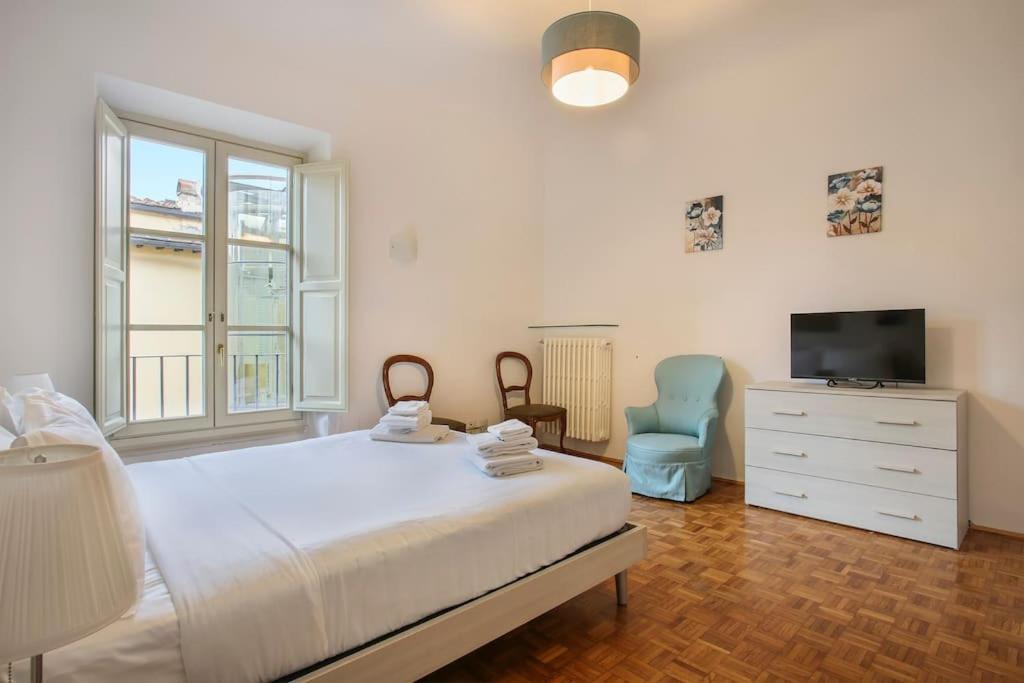 Palazzo Borghese 2 Bedroom Флоренция Екстериор снимка