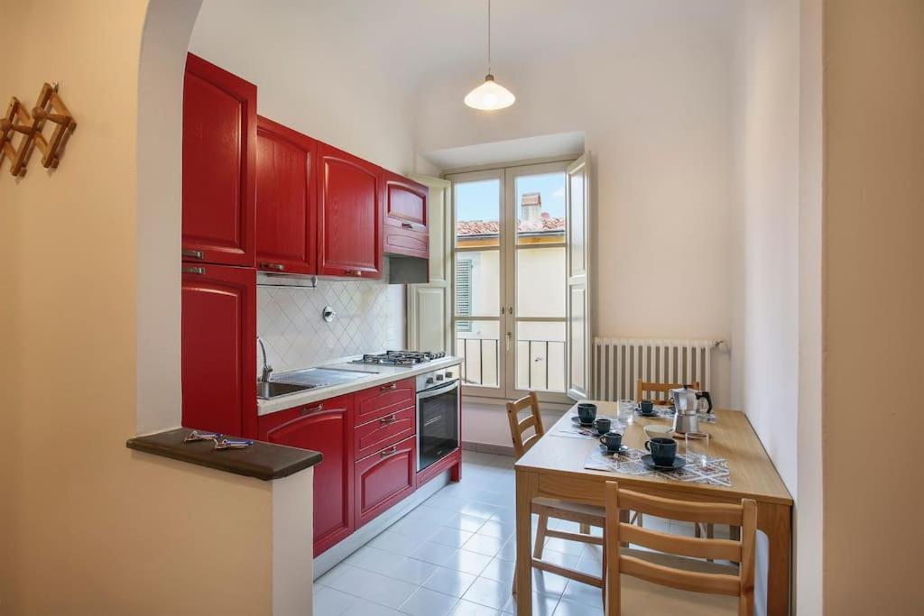 Palazzo Borghese 2 Bedroom Флоренция Екстериор снимка